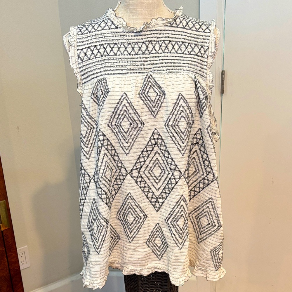 Anthropologie Smocked Embroidered Diamond Top White/Black - Size XL